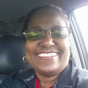 Meet your Posher, Debra